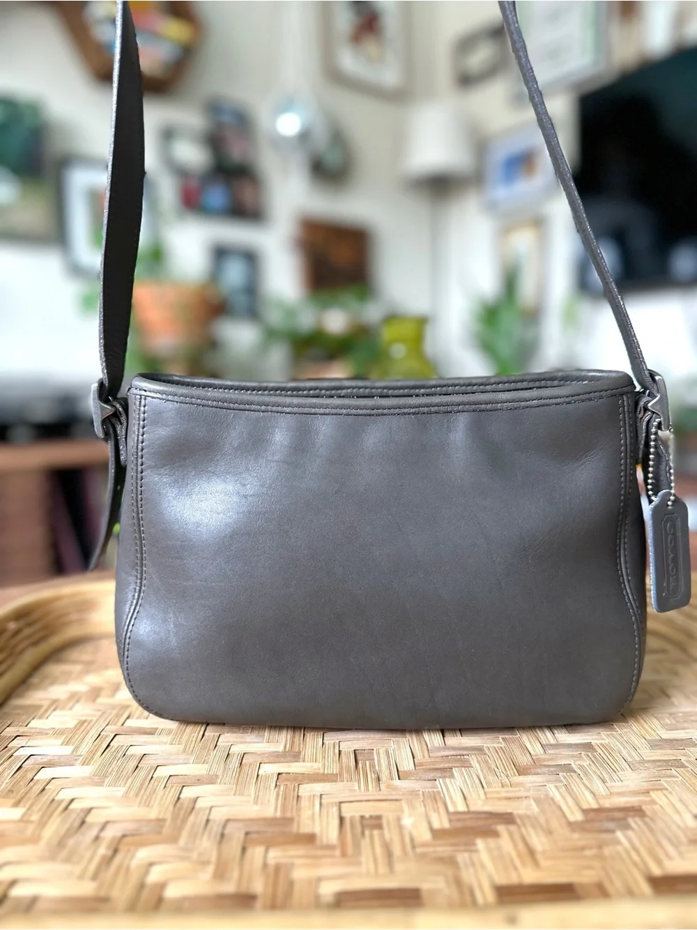 Vintage Coach USA Chelsea Zip Crossbody Bag Charcoal Gray Leather 6000